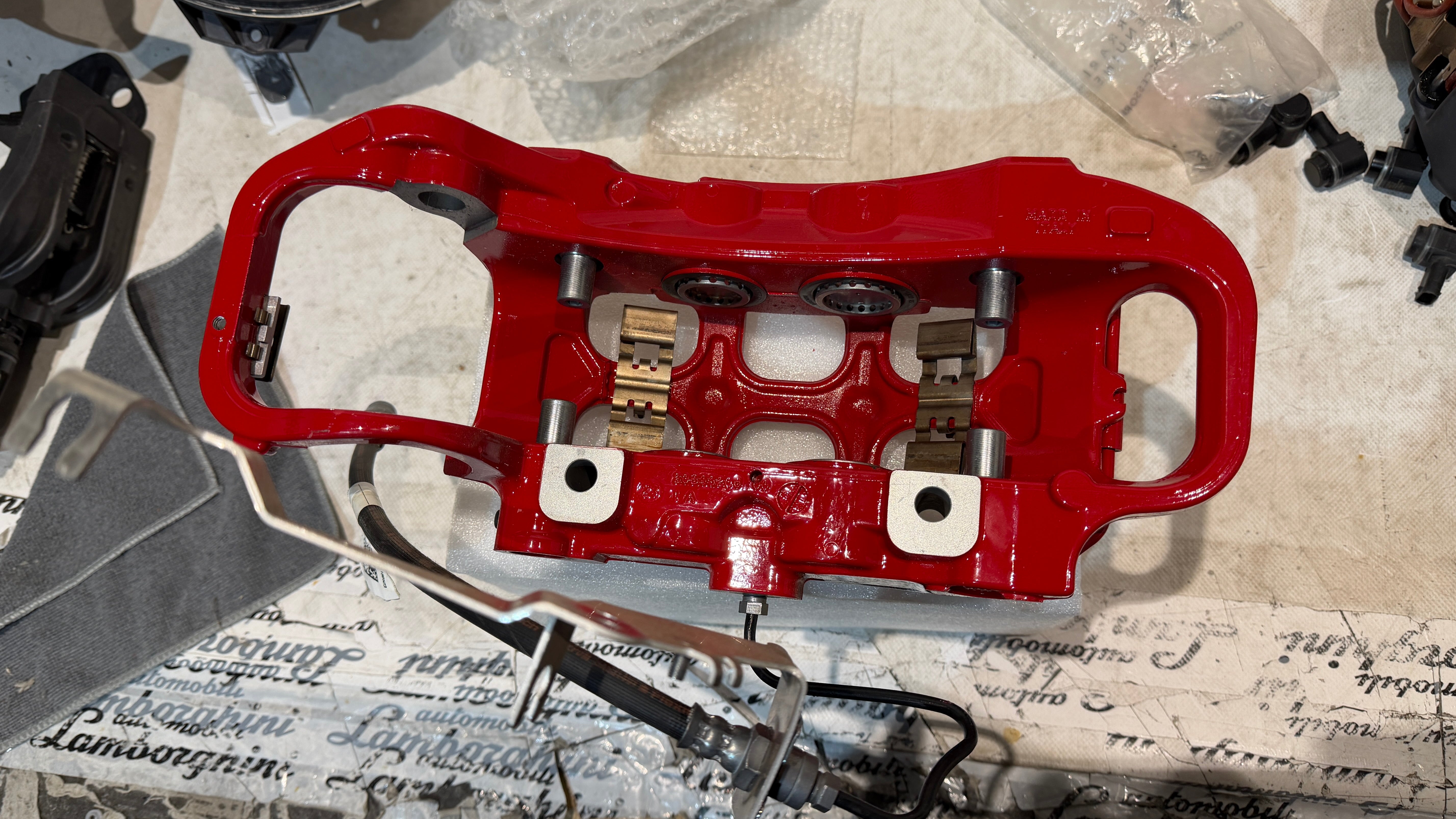Ferrari 488 GTB Spider Brake Caliper REAR LEFT, OEM, Part number: 20B93206