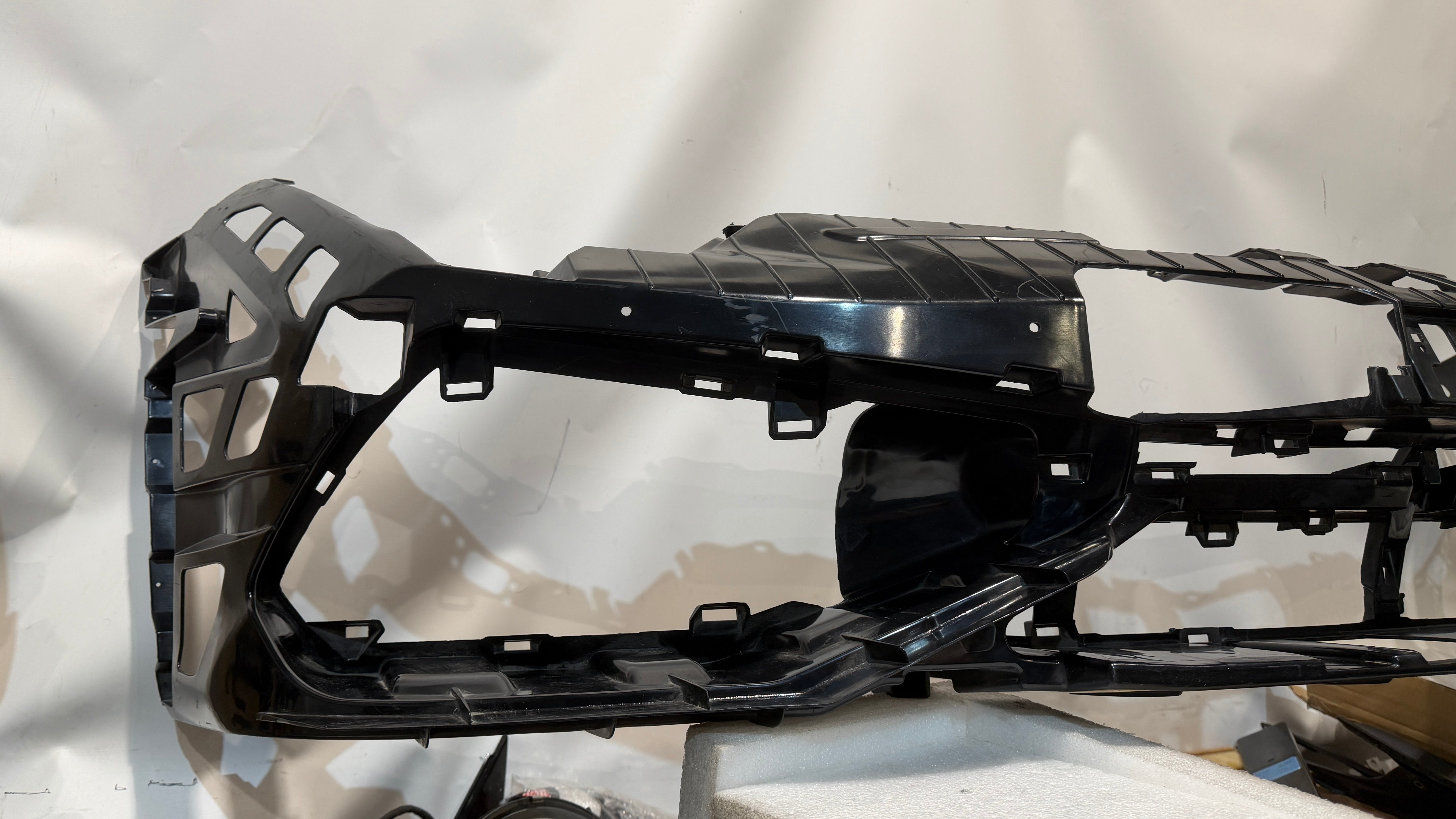 Lamborghini Huracan Lp610 reinforcement front bumper, OEM, Part number: 4T0807065C