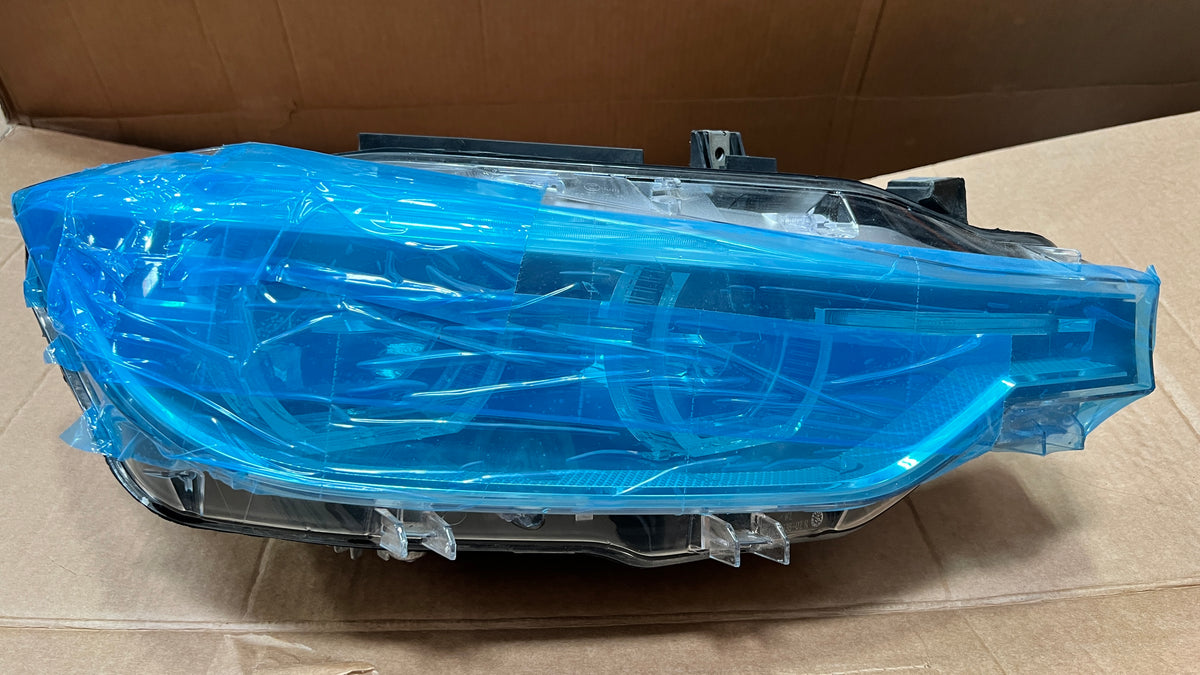 BMW 3 (F30, F80) Headlight complete with ballast, OEM, Part number: 7471312-03