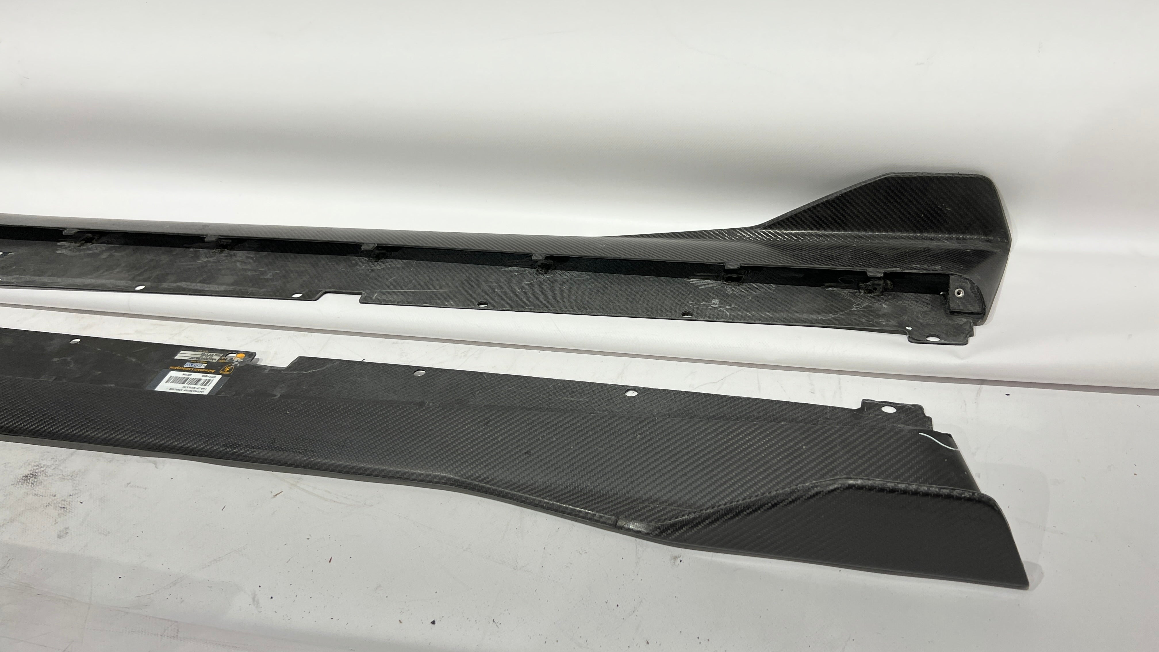Lamborghini Aventador LP770-4 SVJ, Aventador Ultimae Sill Extension, OEM, Part number: 470853759C