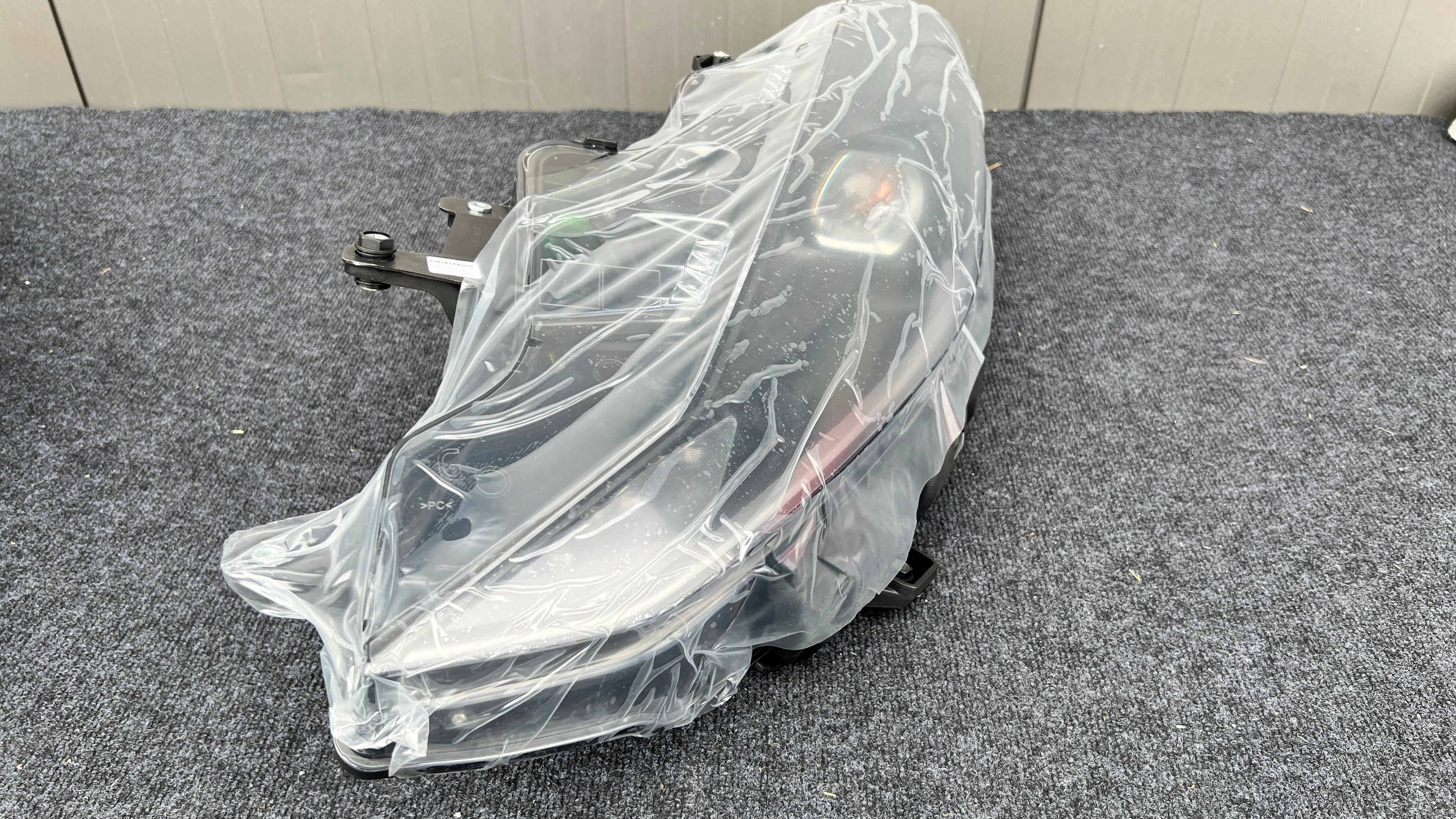 Ferrari 812 Superfast GTS headlight LH AFS, OEM, Part number: 336568