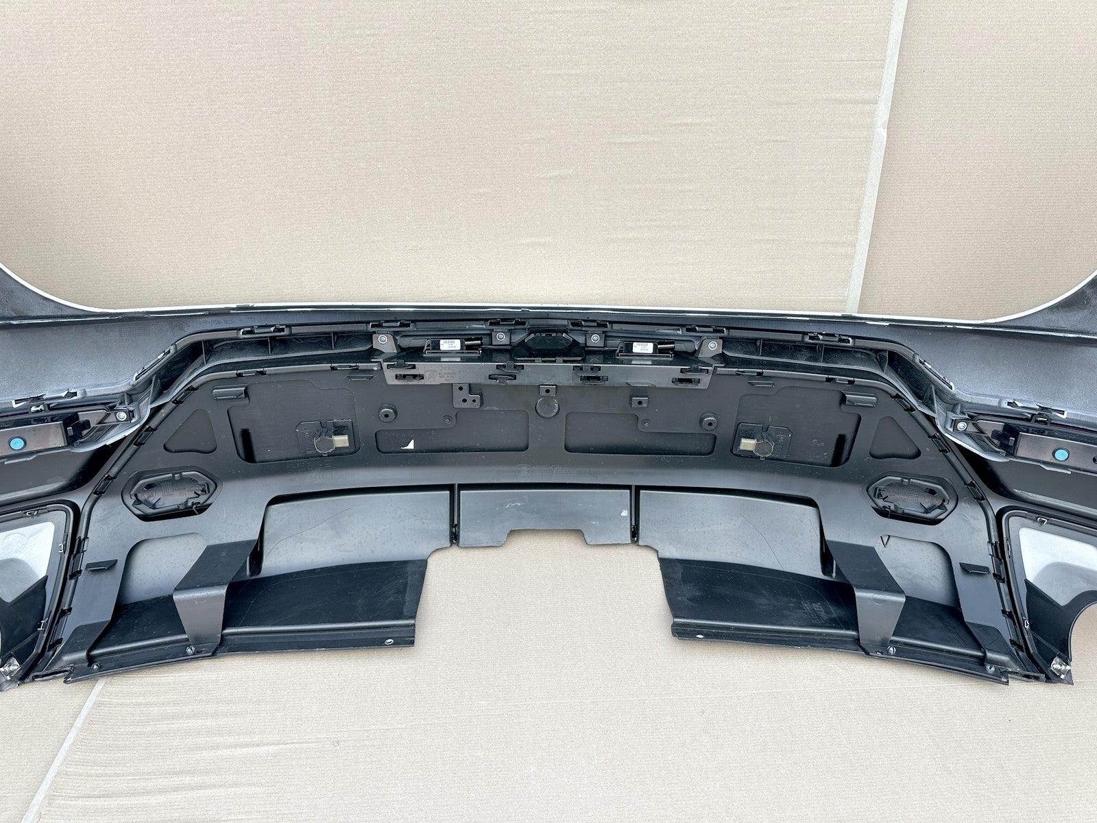 Lamborghini URUS SE Front and Rear bumper, OEM, Part number: