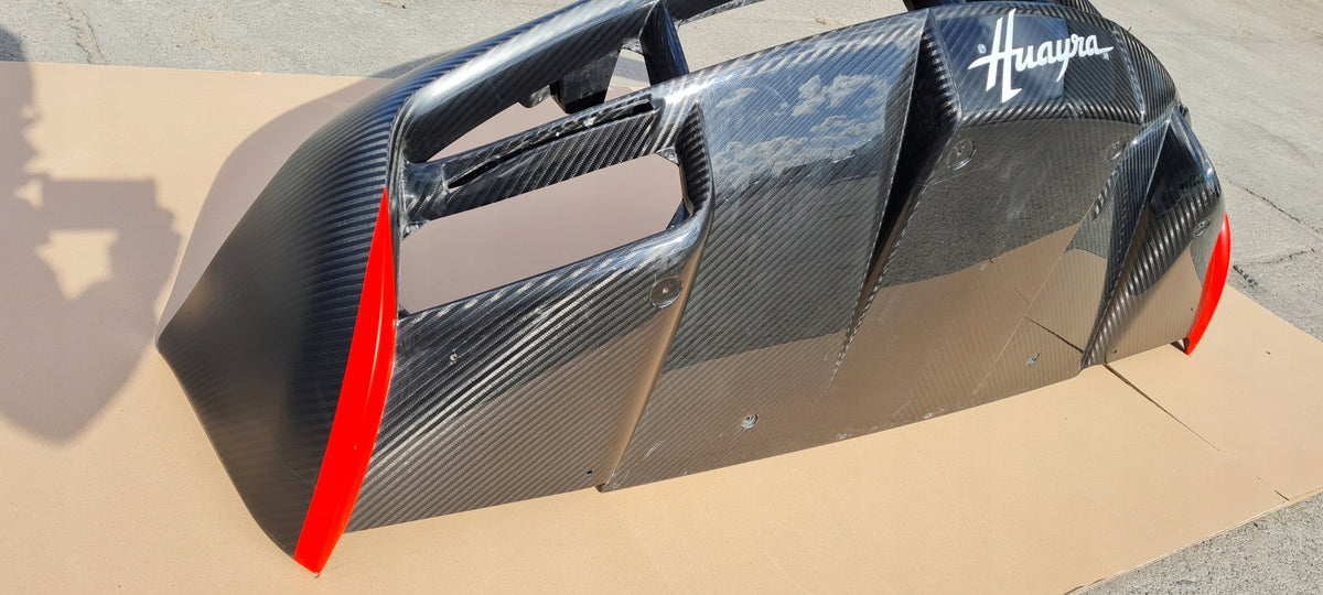 Pagani Huayra Front bumper, OEM, Part number: 003656E