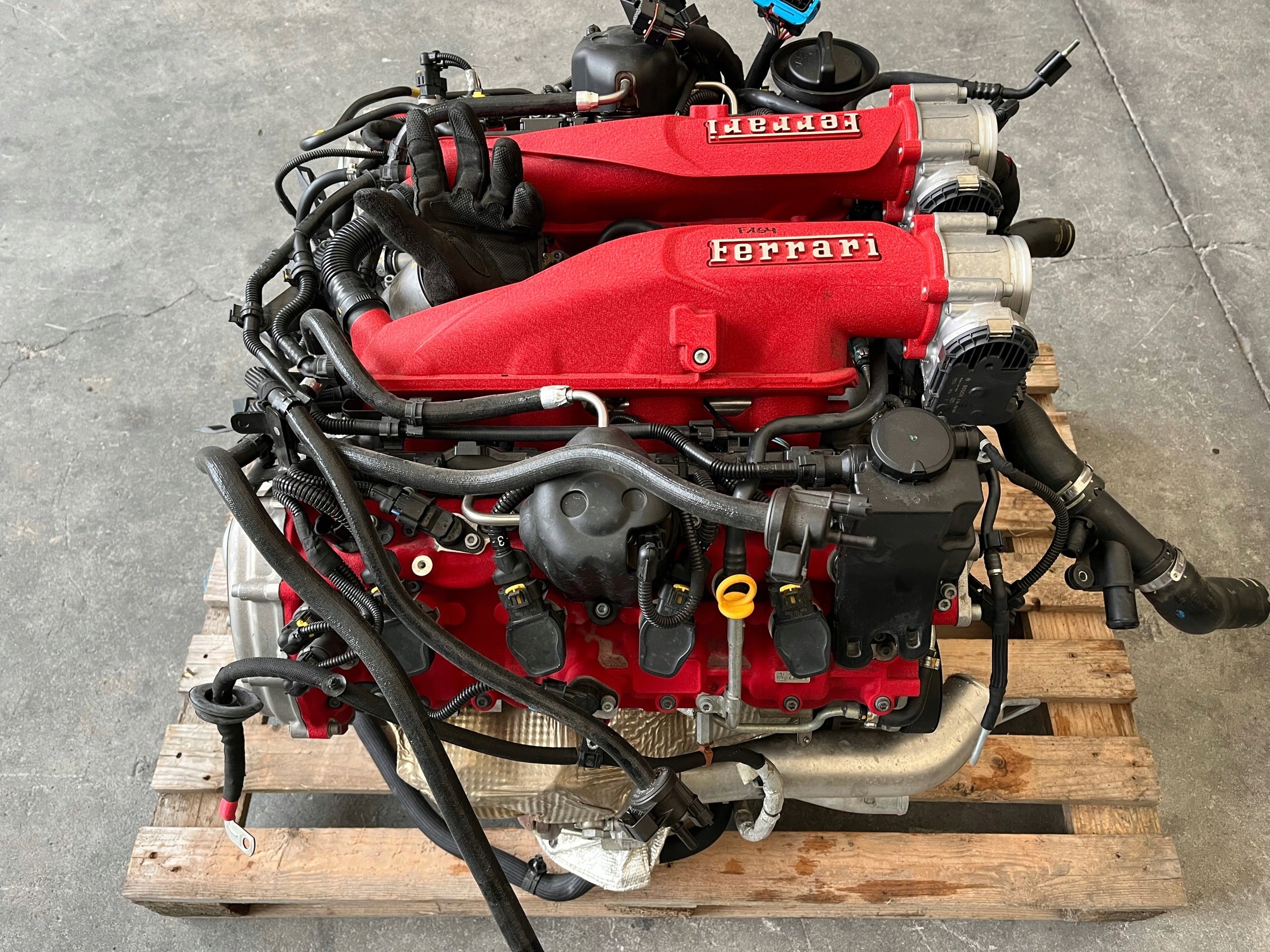 Ferrari Portofino F164 V8 engine complete, OEM