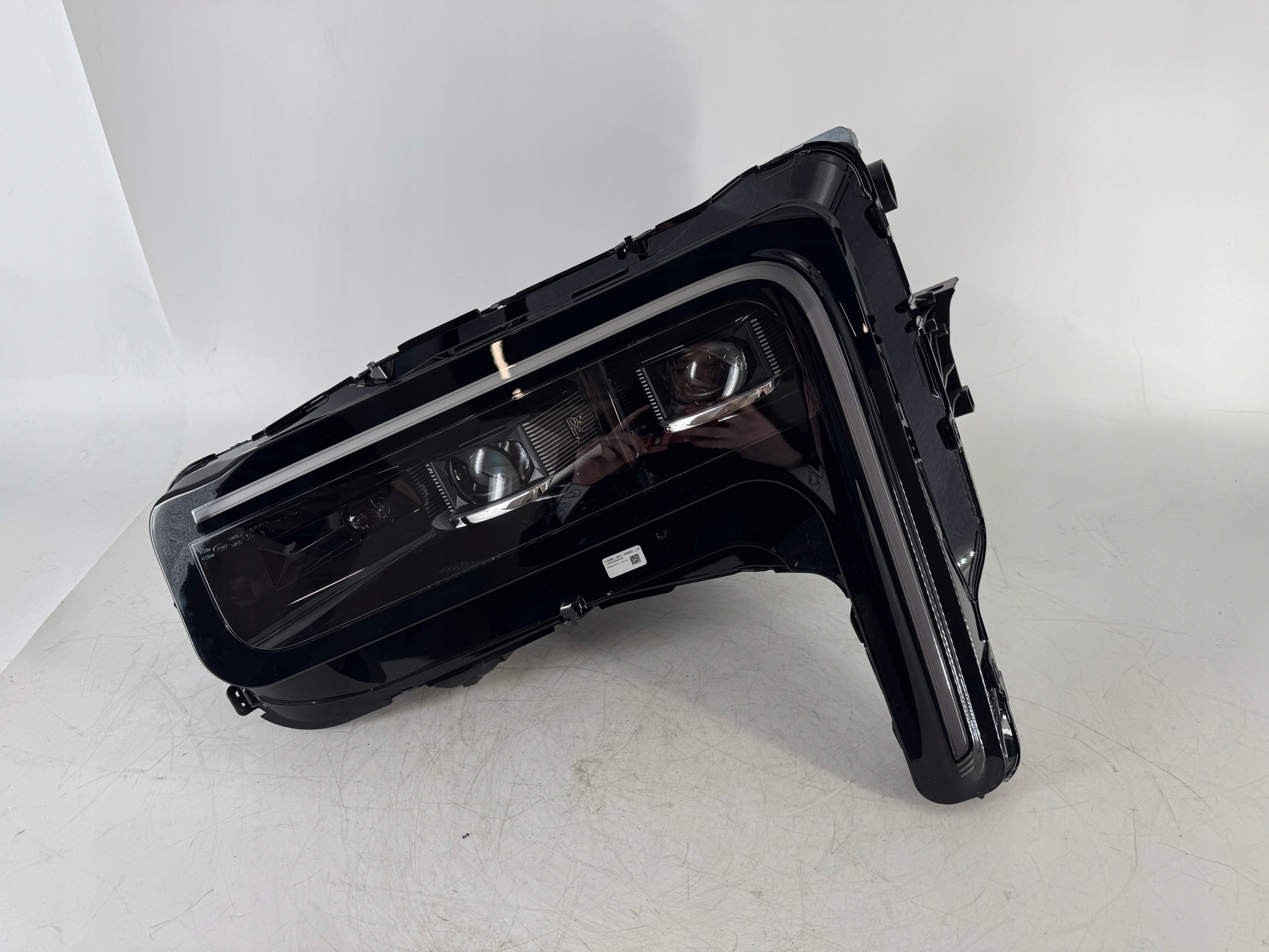 Rolls Royce Cullinan headlights 2025, OEM, Part number: 5A5A927, 5A5A934