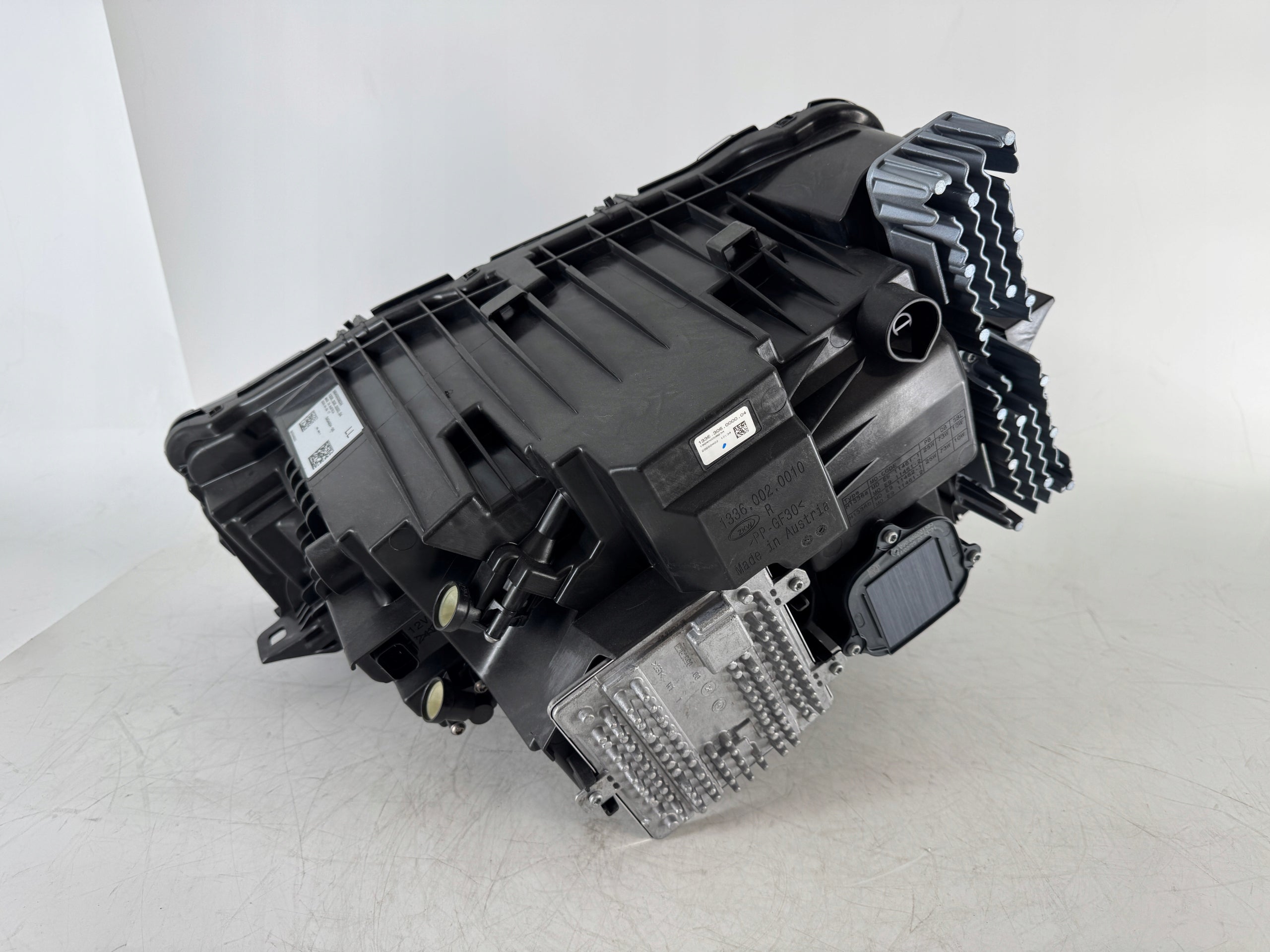 Rolls Royce Cullinan headlights 2025, OEM, Part number: 5A5A927, 5A5A934