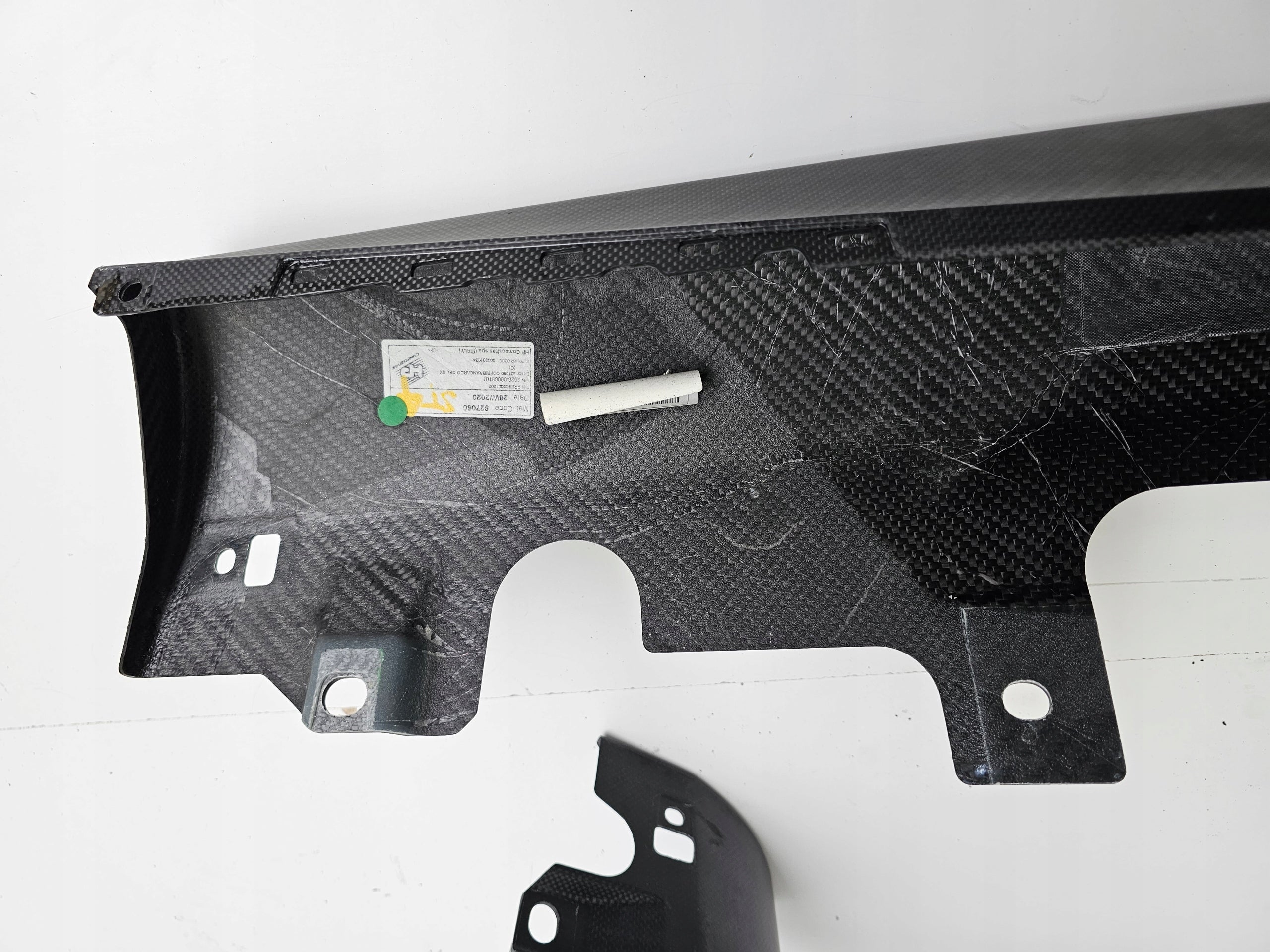 Ferrari ROMA F169 side skirts Carbon fiber, OEM, Part number: 927061, 927060
