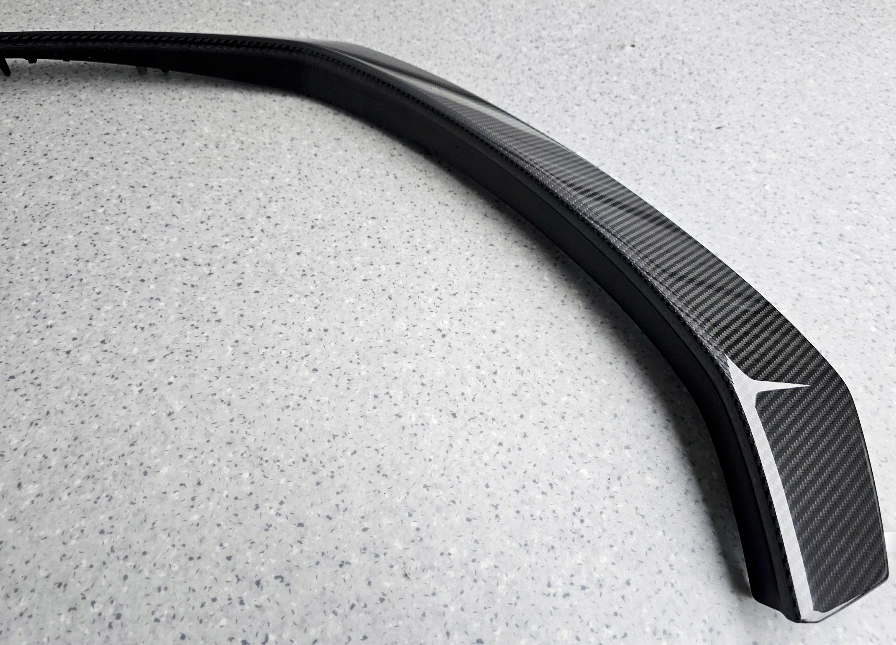 Lamborghini URUS Performante Fender flare LH Carbon fiber, OEM, Part number: 4ML853717AE