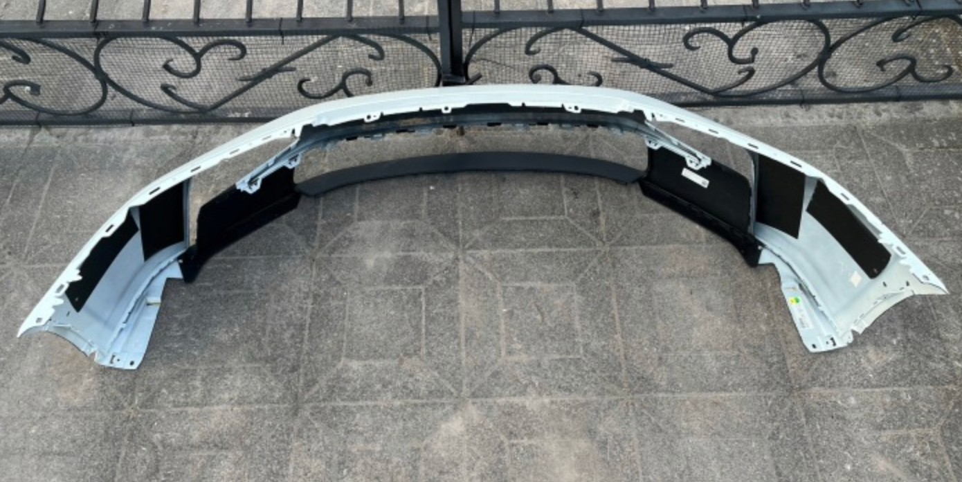 Porsche 992 GT3 RS Package, Front bumper and Fenders, OEM