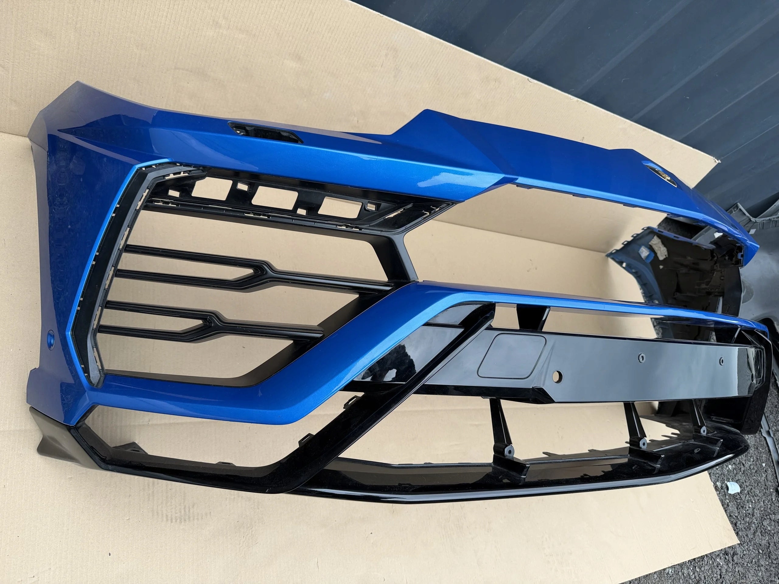 Lamborghini URUS front bumper 2018 - 2021 , OEM, Part number: 4ML