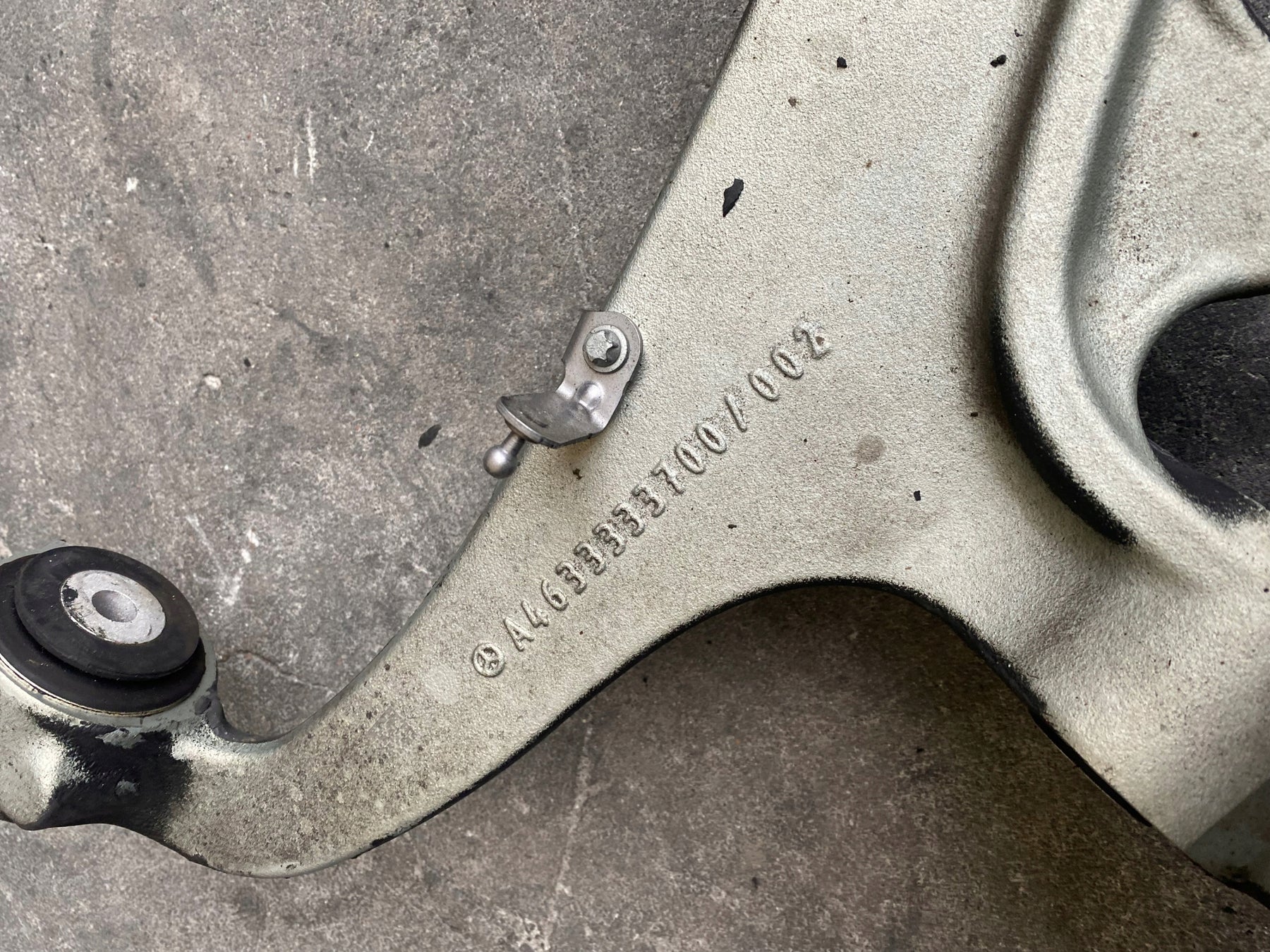 Mercedes Benz G W463/4 W464 G63 AMG LH Front control arms, OEM, part number: A4633320000