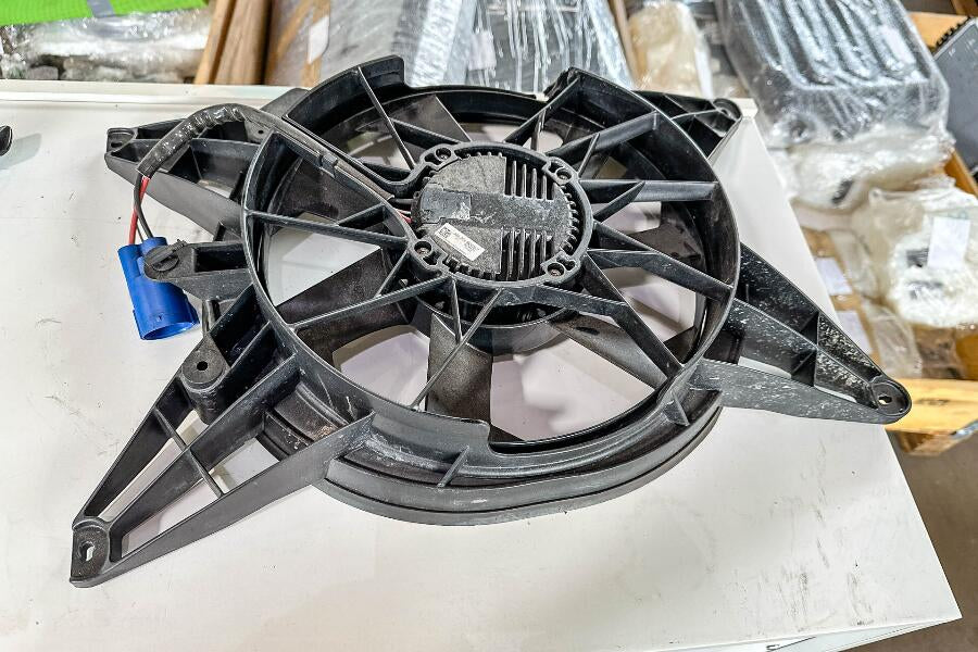 Ferrari 458 Italia spider Electric Fan RH, OEM, Part number: 275044