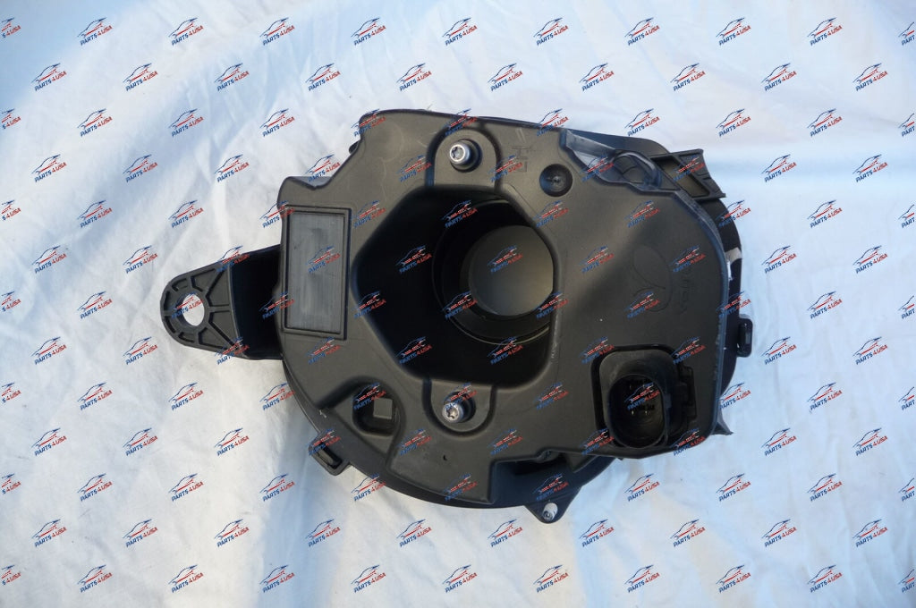 Bentley Bentayga Turn Signal Light Right Side Part Number: 36A953042D