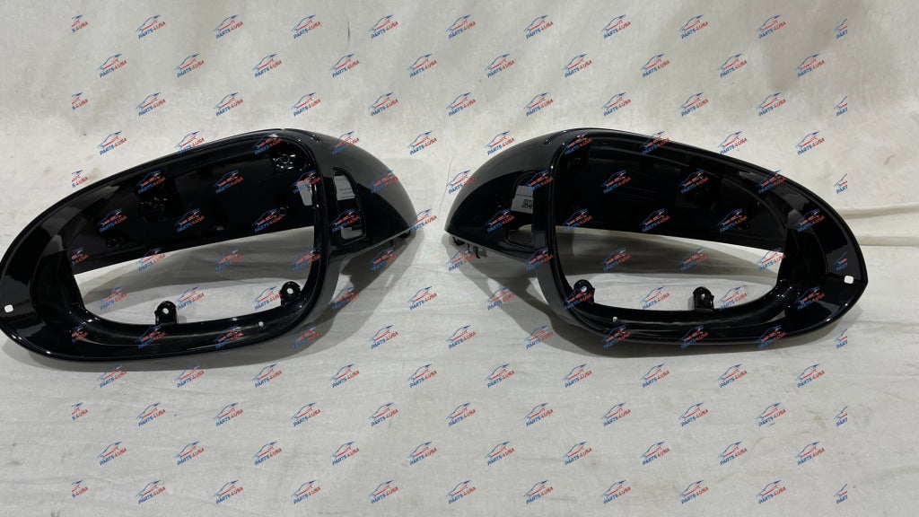 Bentley Flying Spur 2021 Mirror Cover L + R Part Number: 232637161