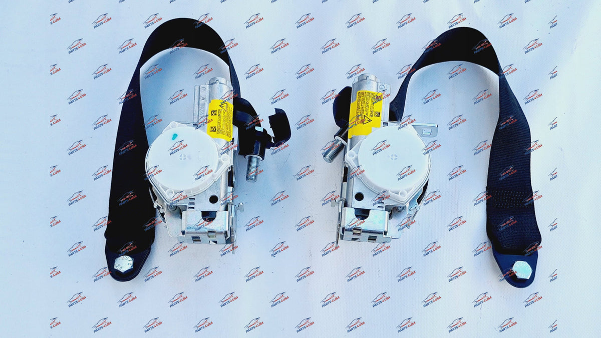 Ferrari 458 488 Front Seatbelt Oem Part L + R Number: 84466400