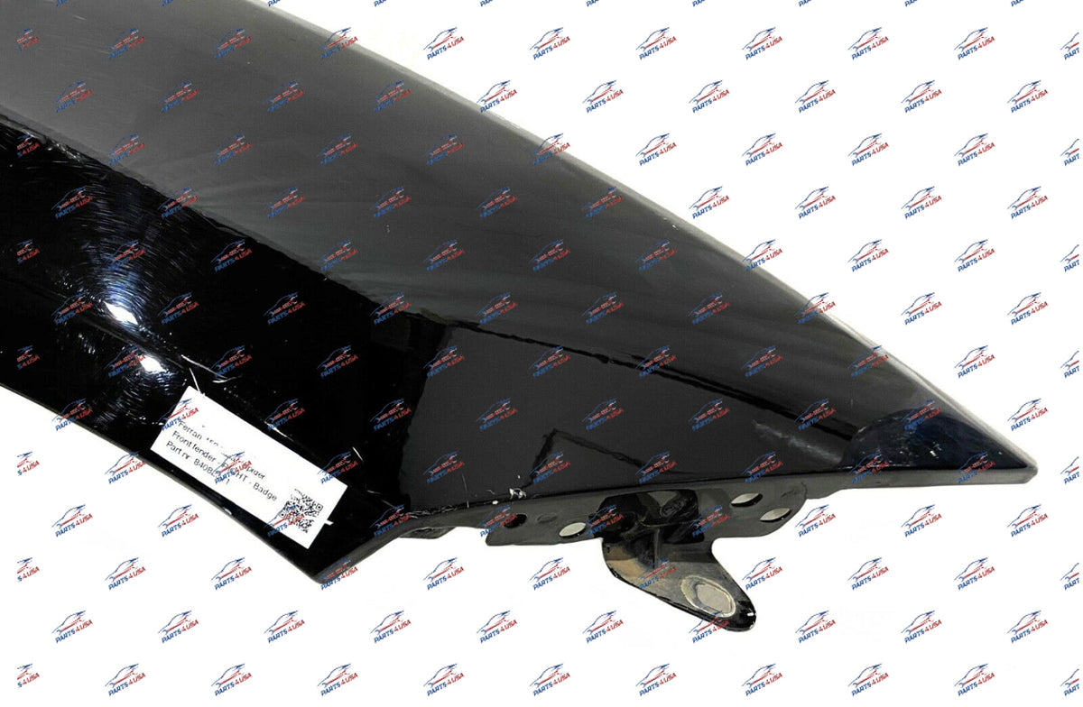 Ferrari 458 Italia / Spider Fender Right Part Number: 85617311