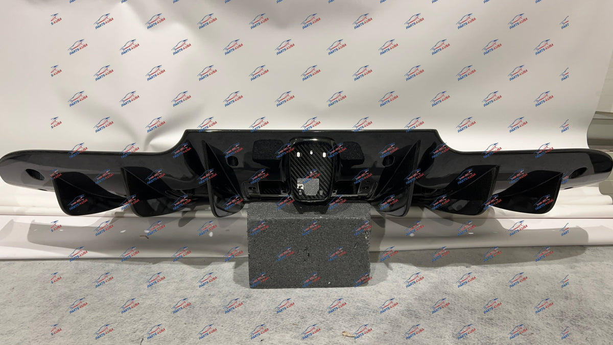 Ferrari 488 Gtb / Spider Rear Diffuser Carbon Oem Part Number: 70003838