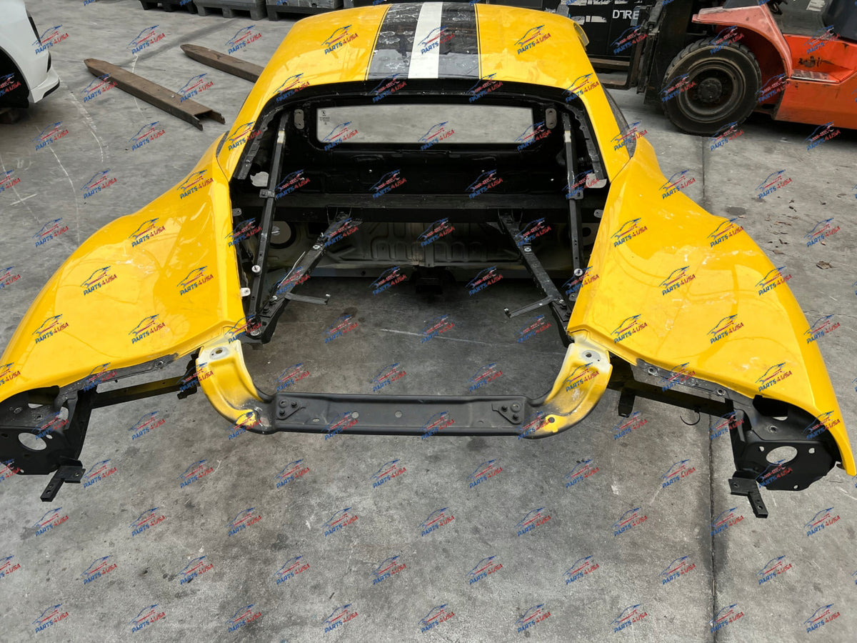 Ferrari 488 Pista F142 GTB Roof and Quarter panel OEM - Rear end parts