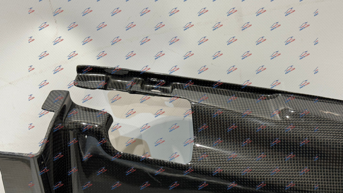 Ferrari 488 PISTA RH Engine compartment Carbon fiber OEM Part number: 782010 - Carbon fiber engine compartment