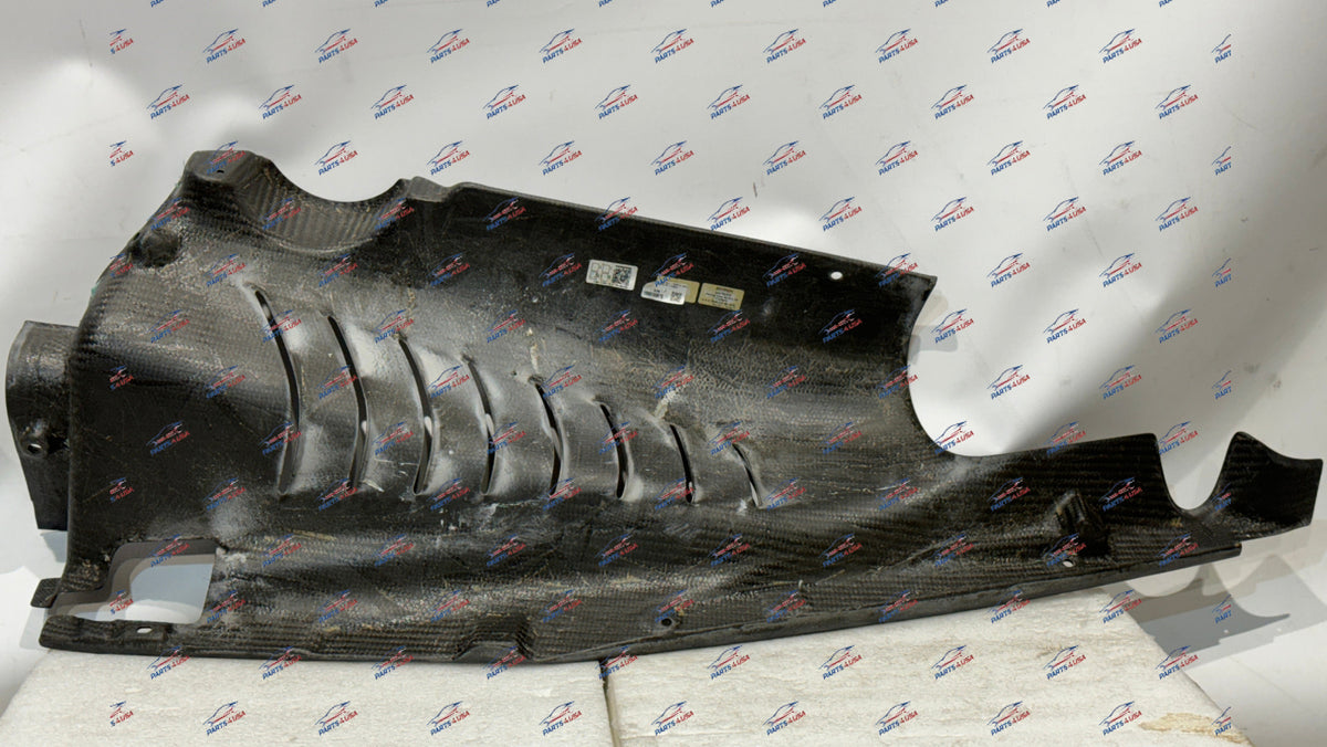 Ferrari 488 PISTA RH Engine compartment Carbon fiber OEM Part number: 782010 - Carbon fiber engine compartment