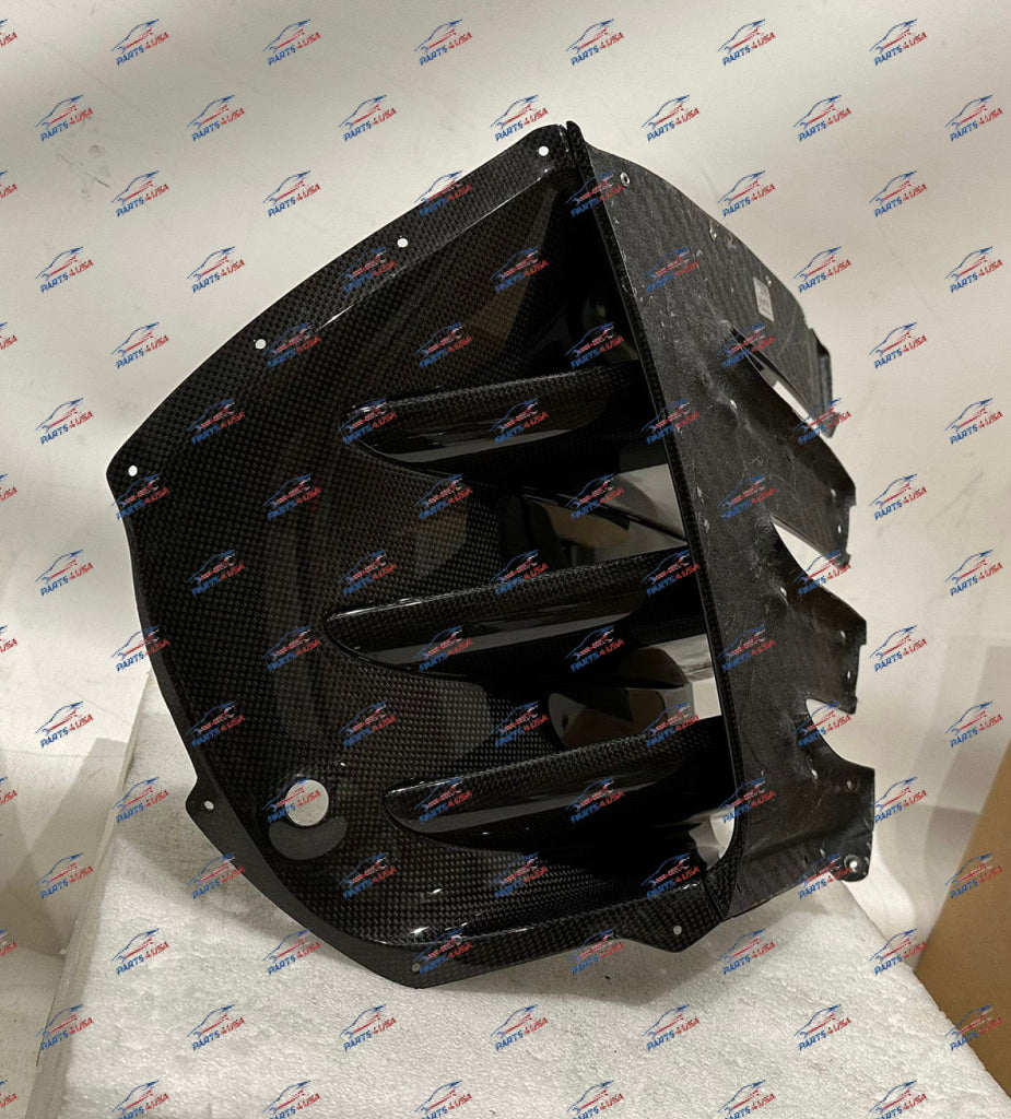 Ferrari 812 Competizione RH Rear air intake Carbon OEM part number: 821774 - Carbon fiber air intake