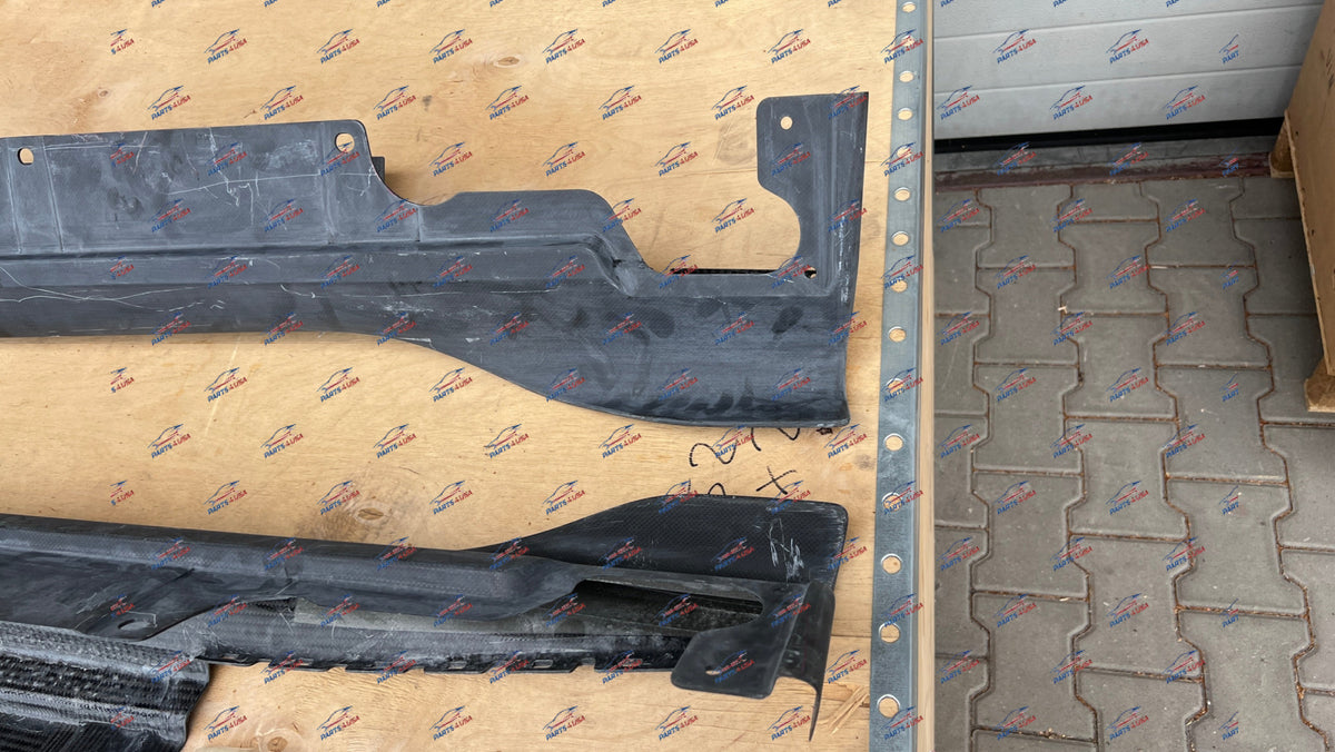 Ferrari 812 Competizione Side Skirt L + R Oem Part Number: 985798405