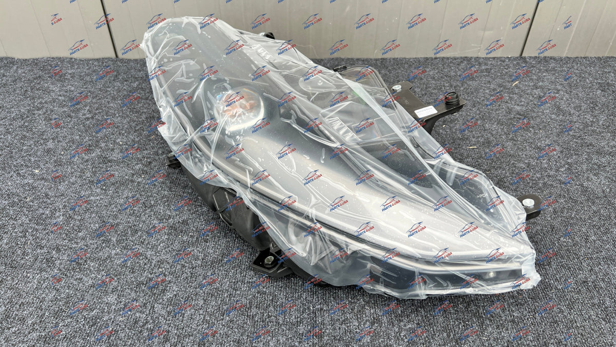 Ferrari 812 Superfast GTS headlight RH AFS OEM Part number: 336570 - Headlight