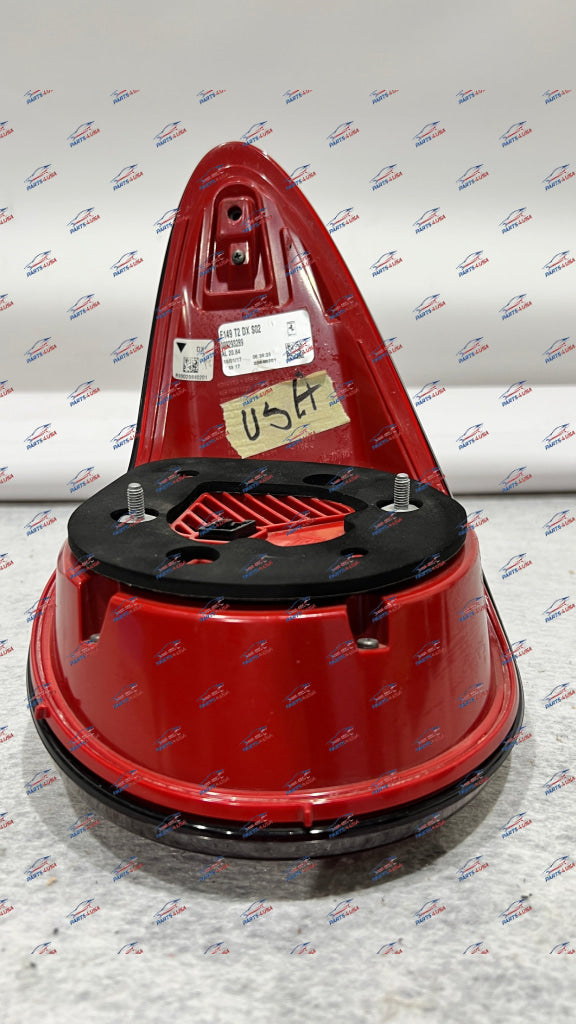 Ferrari California T Tail Light Rh Oem Part Part Number: 293289 Light
