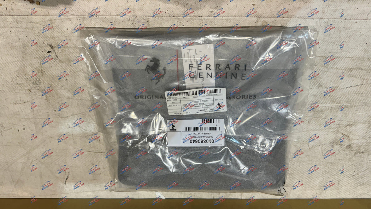 Ferrari F8 Tributo / spider Central hatch rear diffuser OEM Part number: 863540 - Central hatch