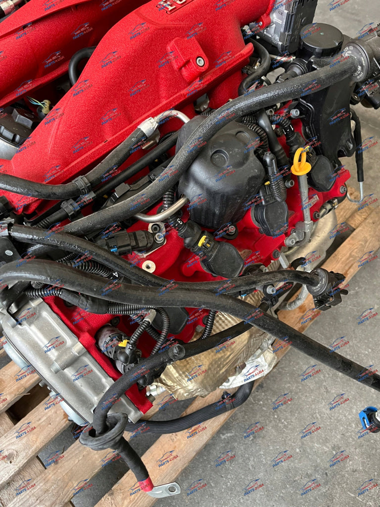 Ferrari Portofino F164 V8 engine complete OEM - Engine