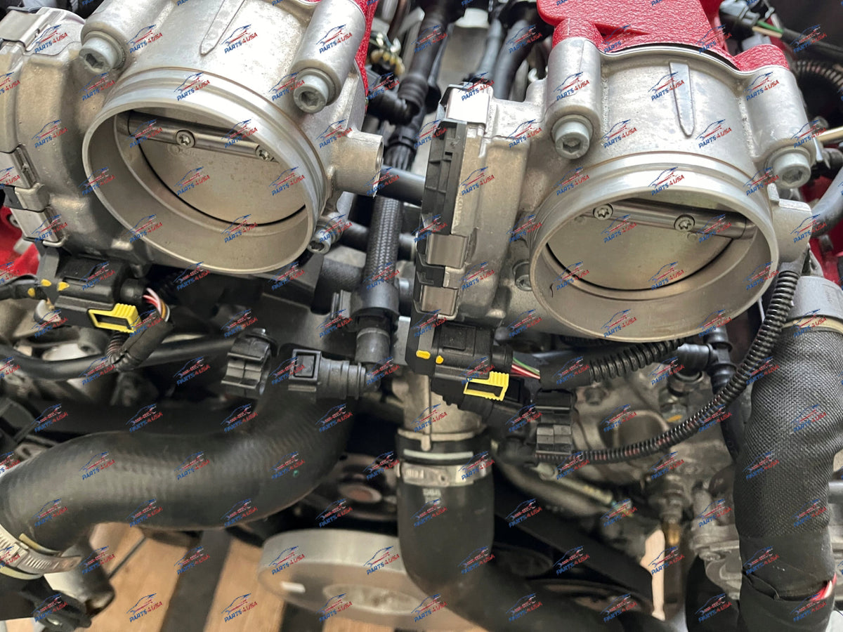 Ferrari Portofino F164 V8 engine complete OEM - Engine