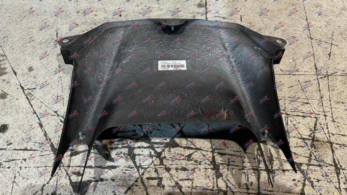 Ferrari SF90 Stradale Center cover Carbon fiber OEM Part number: 872649 - Carbon fiber front lip