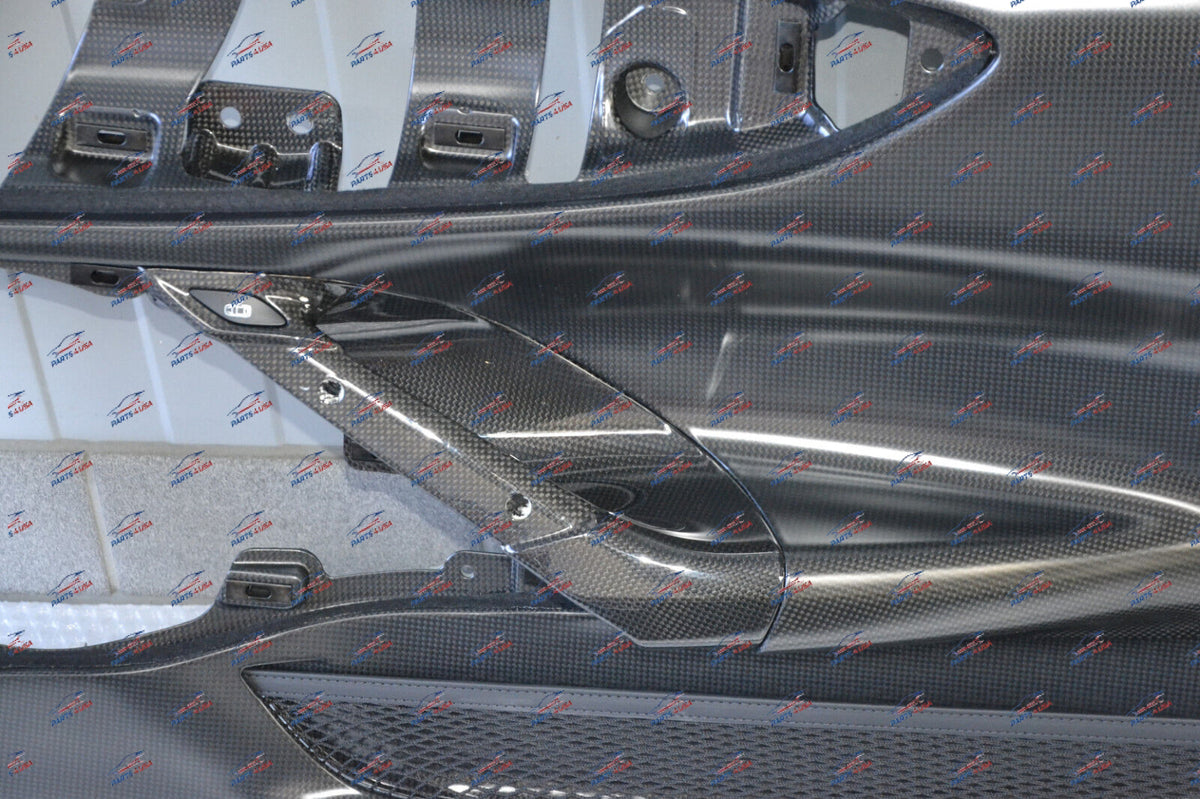Ferrari SF90 Stradale Door Trim cover Carbon fiber OEM Part number: 876212 876167 - Carbon fiber door trim