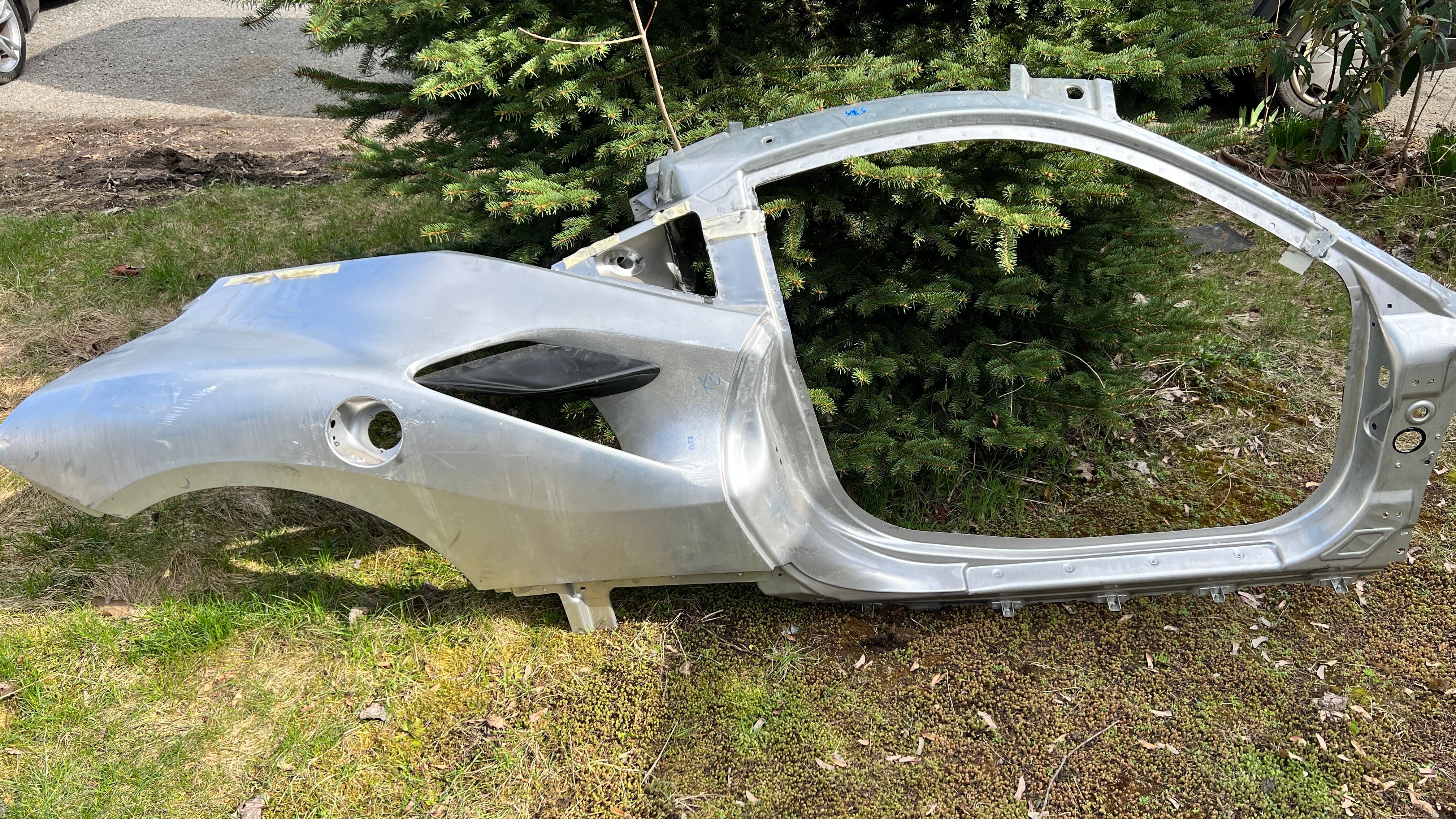 Ferrari F8 Tributo RH side panel with quarter panel, OEM, Part number: