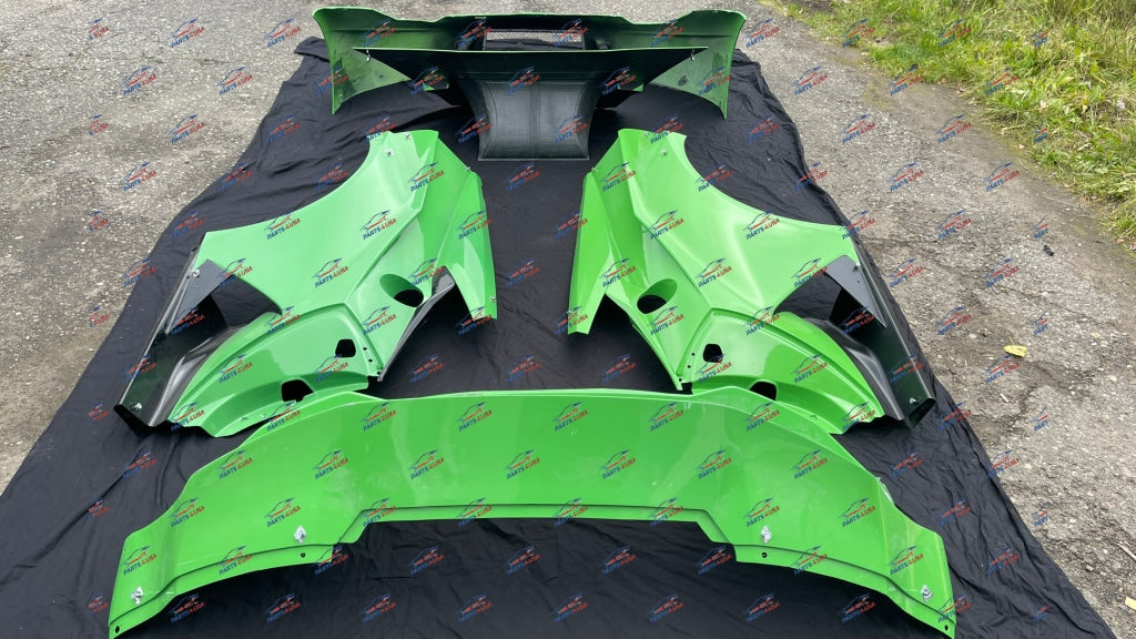 Lamborghini Huracan Gt3 Bodykit Carbon Part Number: