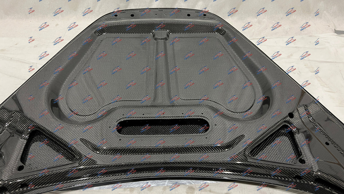 Mclaren 720s MSO Front hood carbon fiber OEM Part number: 14AA078MPCFG - Carbon fiber front hood