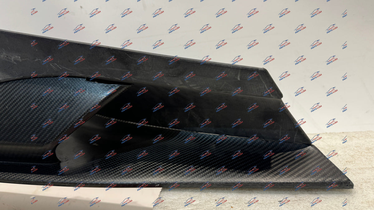McLaren 765LT Rear side skirt RH upper and lower OEM Part number: 14AB961RP - Carbon fiber side skirt