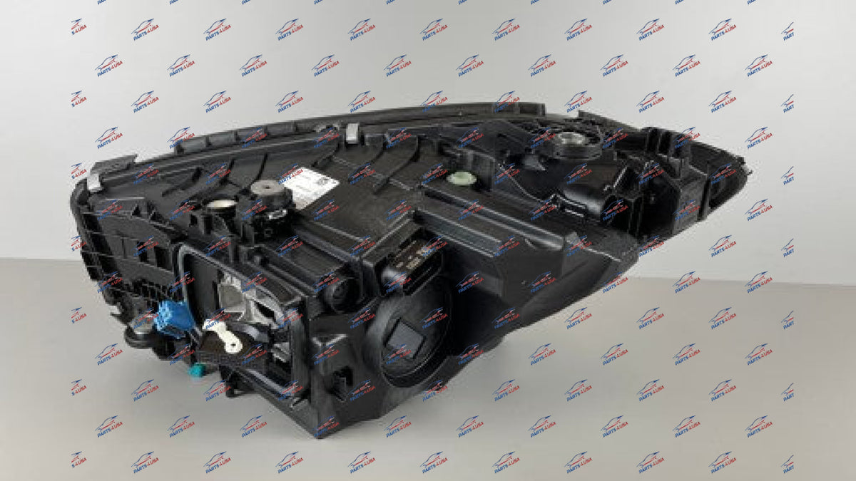 Mercedes C Klasa W206 Headlight Rh Digital Version Oem Part Number: A2069065203