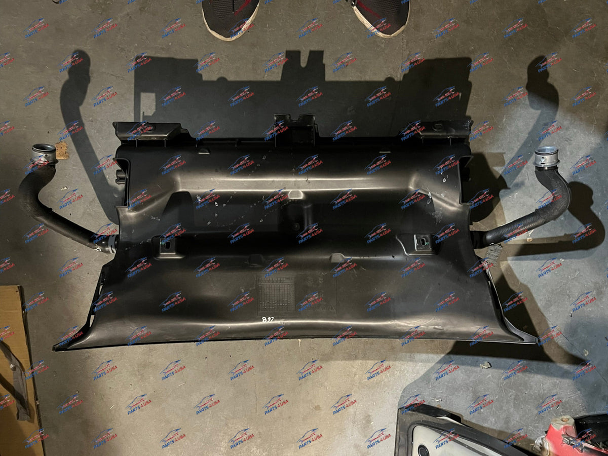 Porsche 911 991 Central Radiator Set Oem 99110613802 Water Radiator