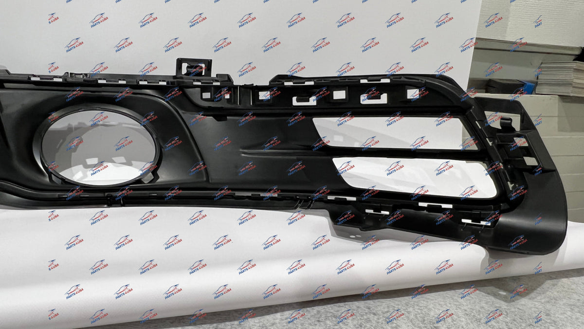 Porsche 992 Carrera 4S Rear Bumper Cover Part Number: 992807983C