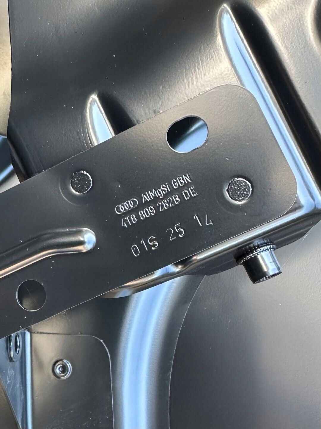 Lamborghini Huracan Quarter panel RH, OEM, Part number: 4T8809602E