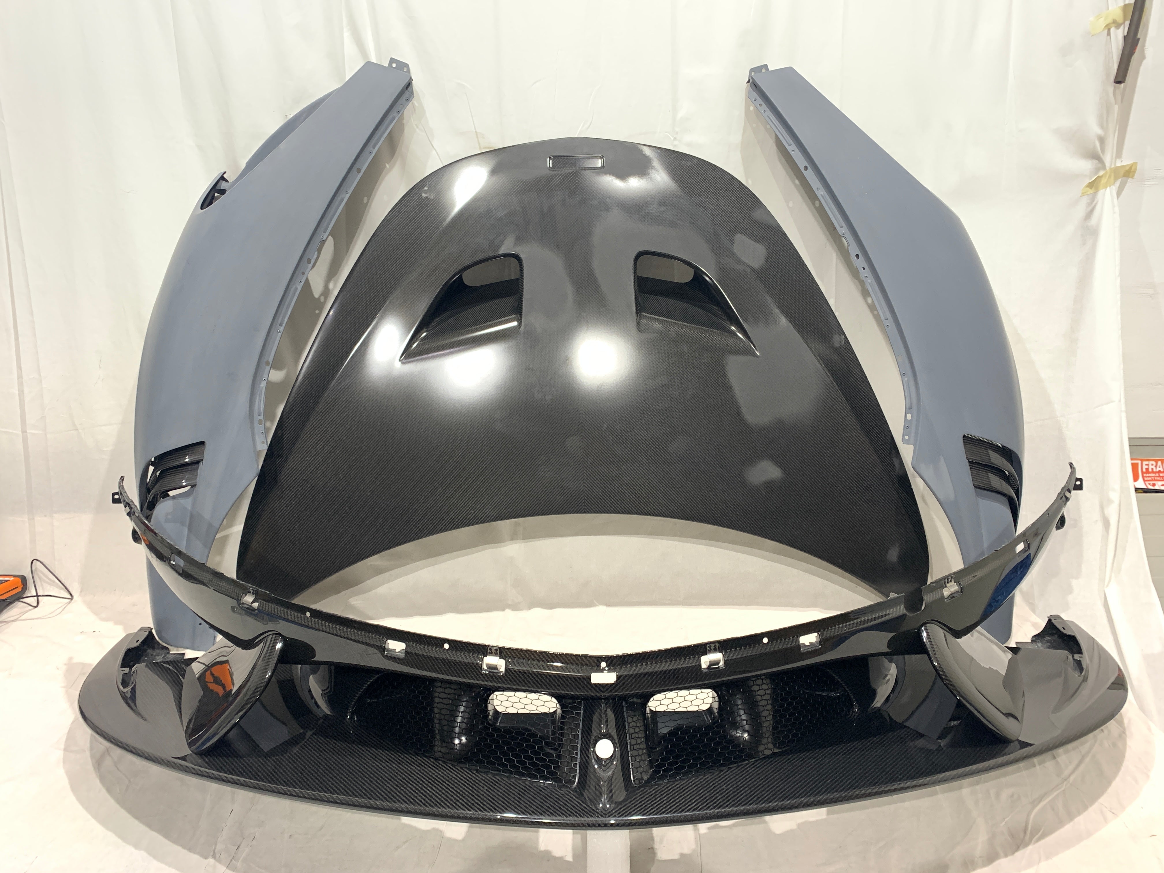 McLaren 620r Package front end complete, OEM Part