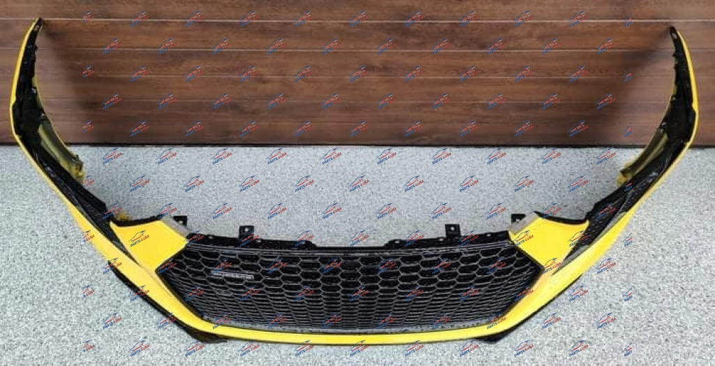 Audi R8 Front Bumper Complete Part Number: 4S0807437B