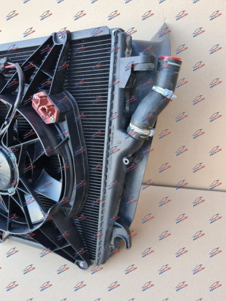 Ferrari 458 Italia / spider Water radiator complete, RH, OEM Part 2702