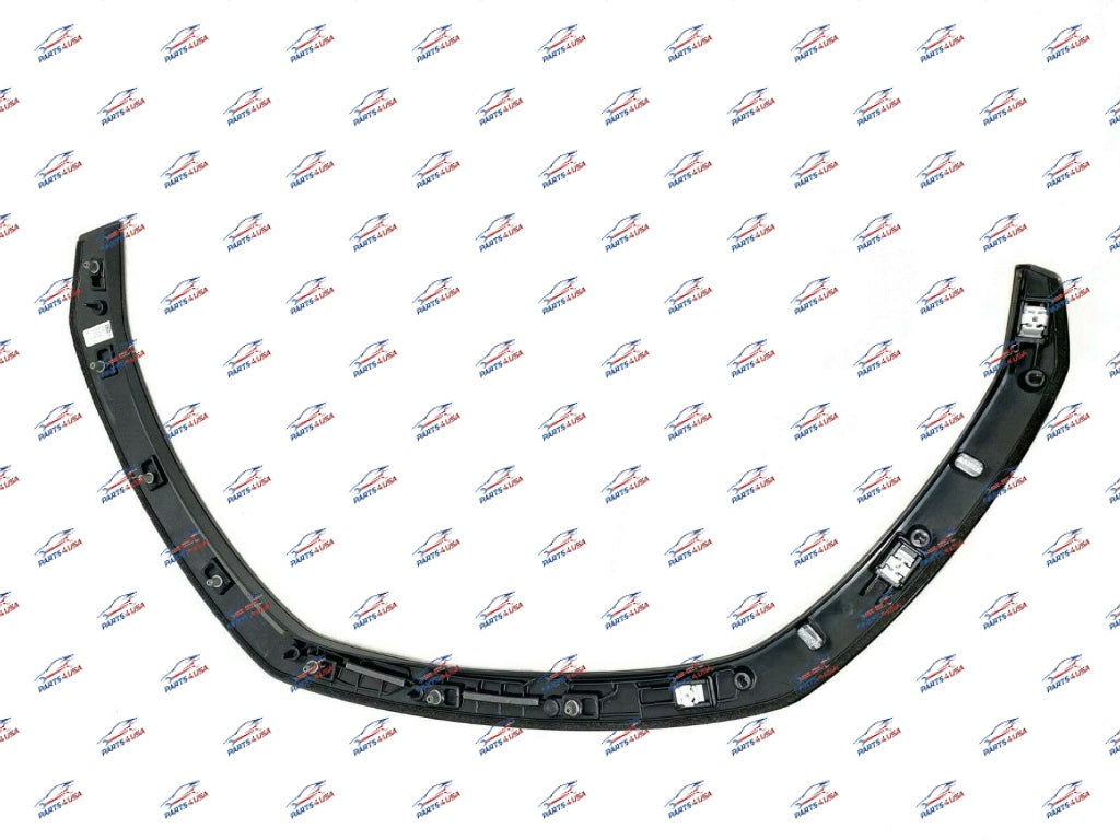 Lamborghini Urus Front Right Wheel Arch Cover Part Number: 4Ml853718