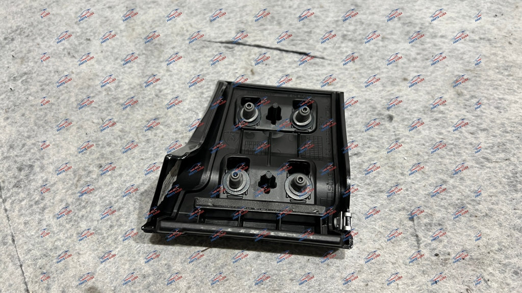 Lamborghini Urus Lining For Fender Lh Oem Part Number: 4Ml854959 Fenders