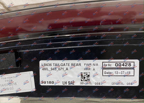 Lamborghini Urus Taillight Left Usa Version Part Number: 4Ml945069A 4Ml945071A