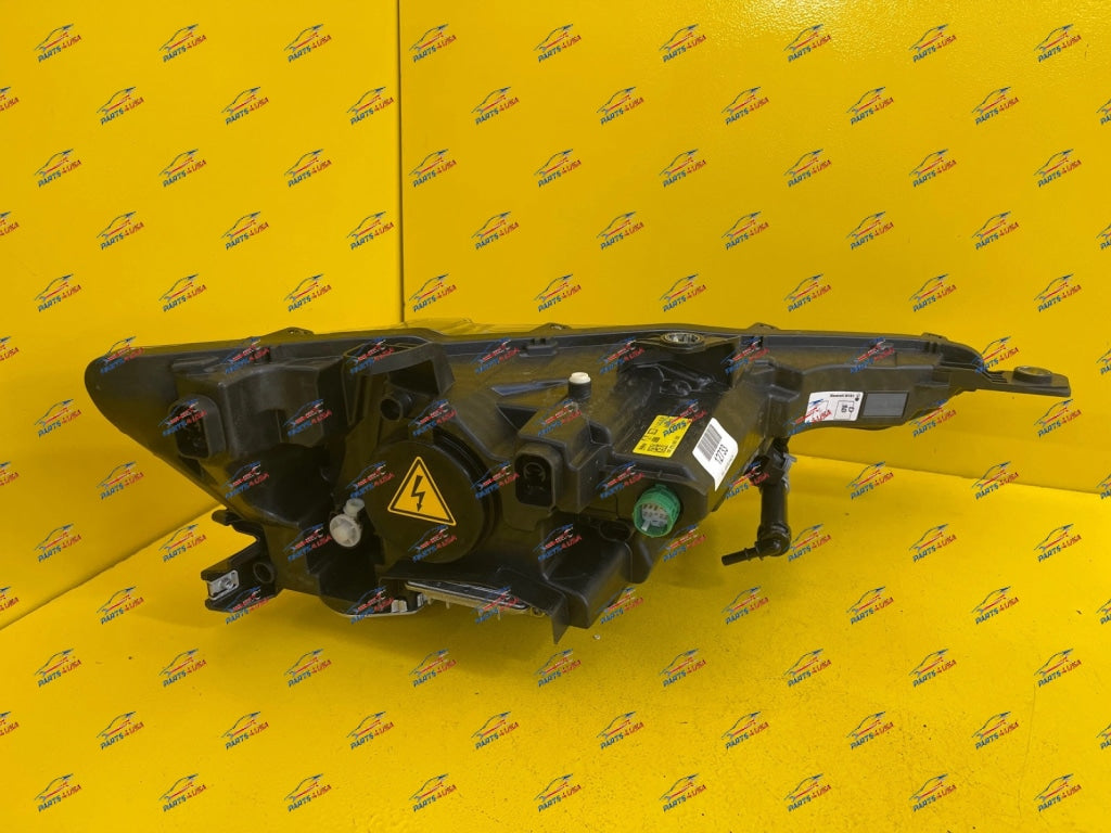 Maserati Levante Lh Headlight Led Oem Part Number: 670034634 Headlight