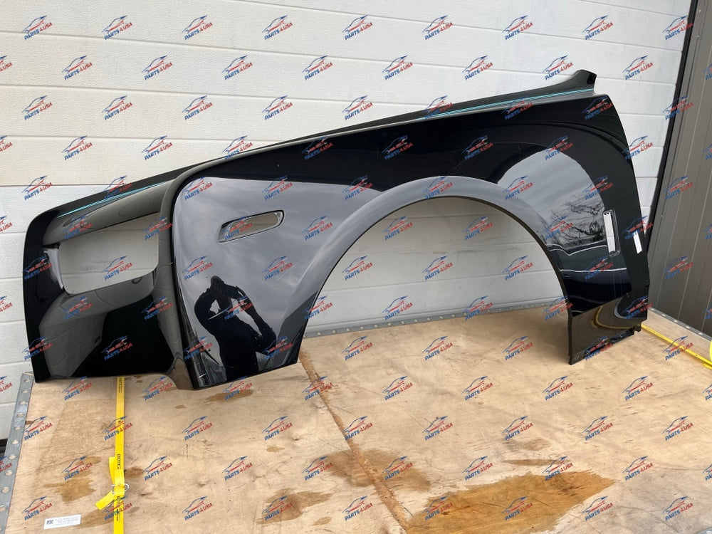 Rolls Royce Phantom 2021 long version Fender LEFT, OEM, Part number: 4